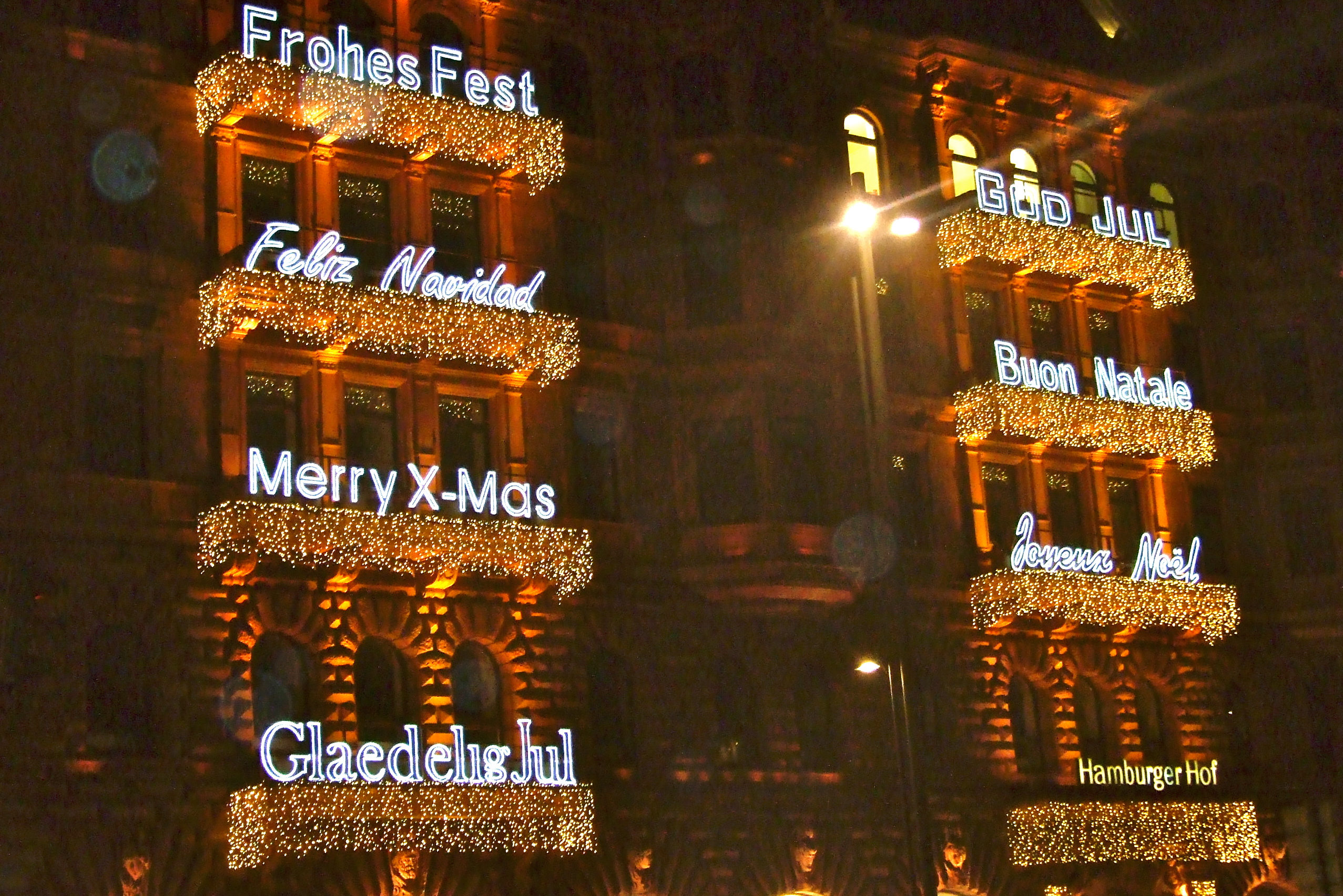 the streets of Hamburg at Christmas