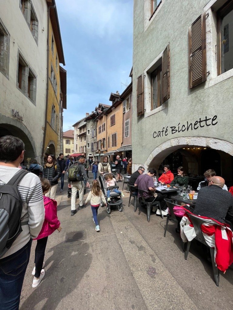 Walking around the streets of Annecy, France